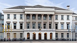 Rathaus Krefeld (8676439516) v2